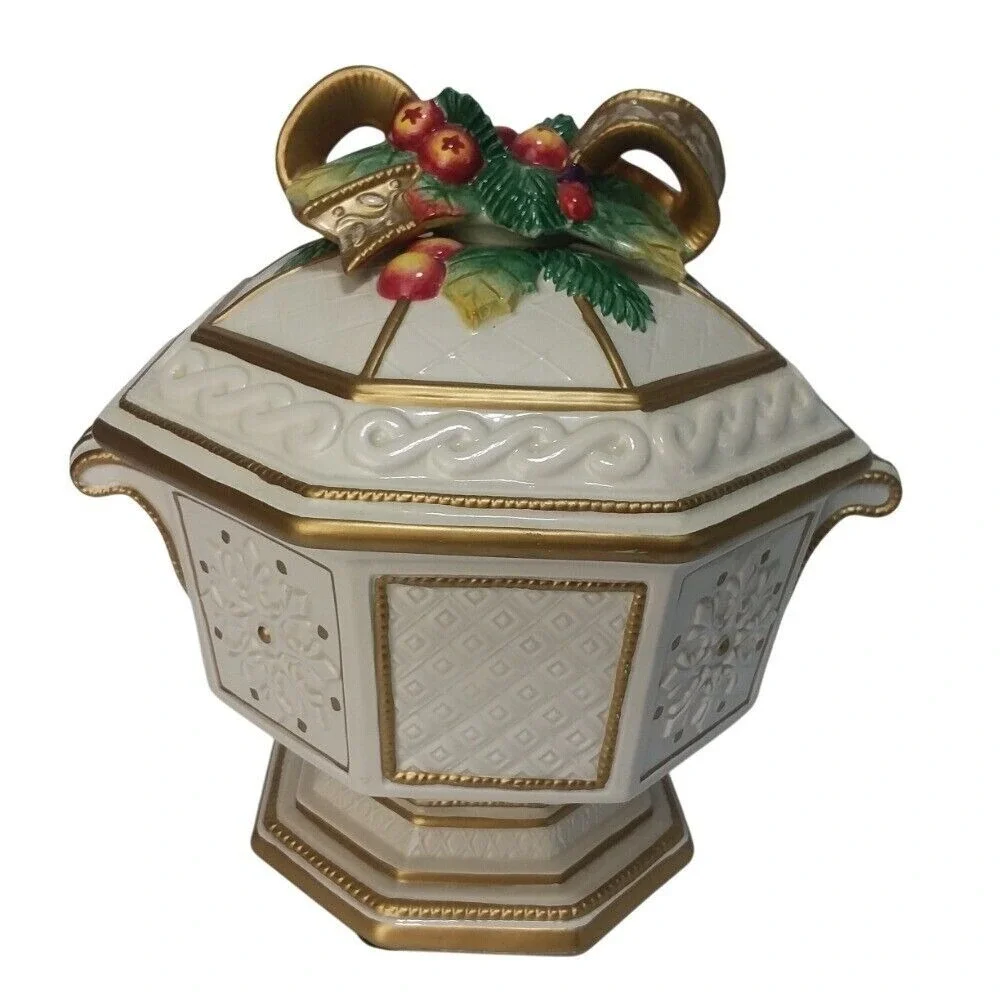 Fitz and Floyd Soup Tureen Snowy Woods Covered Dish Holiday Decor Octagon‎